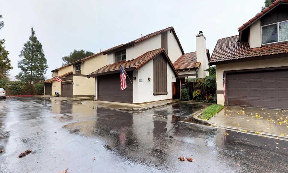 1st image of 109 Morrow Ct