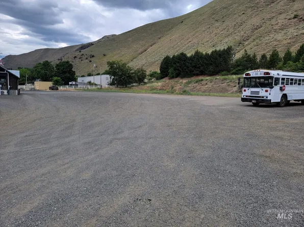 1333 S Main St, Riggins, ID 83549