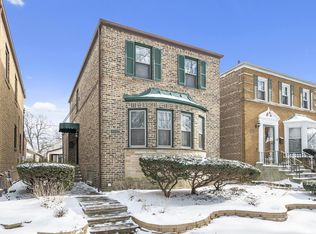 10025 S Claremont Ave, Chicago, IL