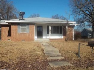 1903 W Scull Ave, Pine Bluff, AR 71601