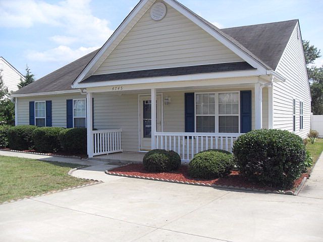 1st image of 4745 Primrose Pl