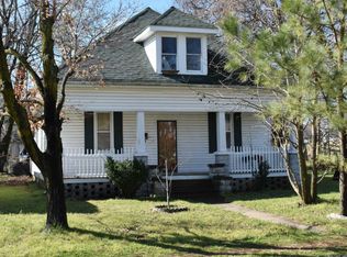 718 W Daugherty St, Webb City, MO 64870