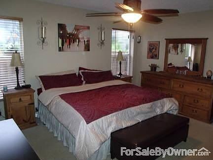 3rd image of 8824 Ivy Ct