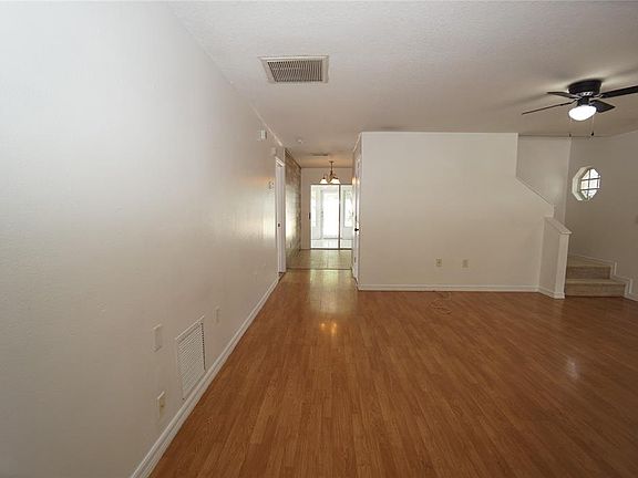 5th image of 805 W 113TH AVENUE