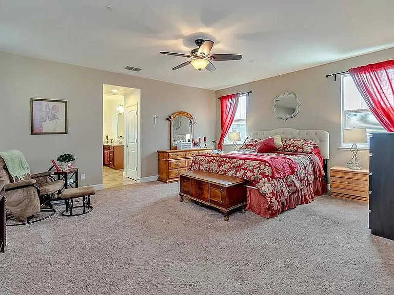 2454 Muller Pl — Photo 18