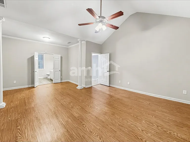 960 Fountain Glen Dr — Photo 10