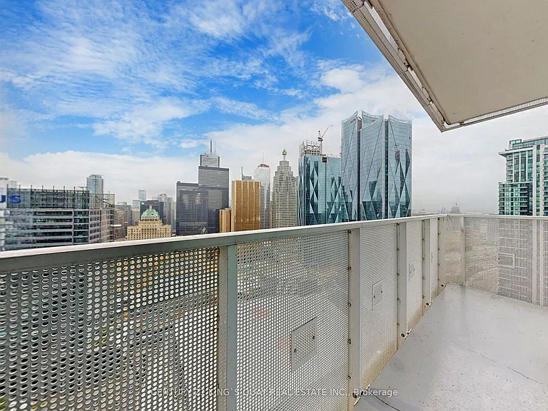 88 Harbour St #4204 — Photo 28