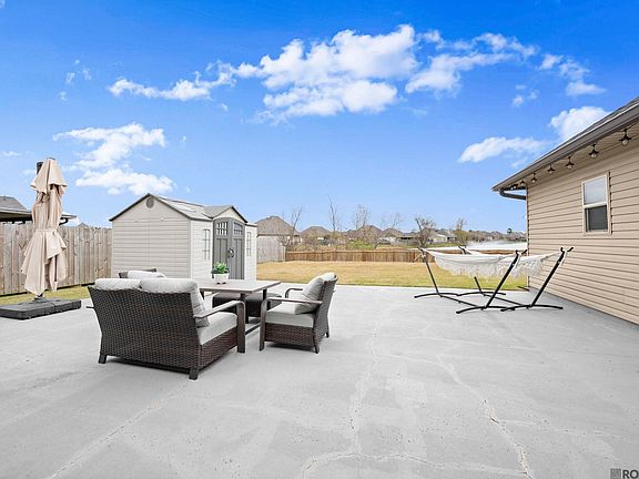 4th image of 6093 Waterford Ln