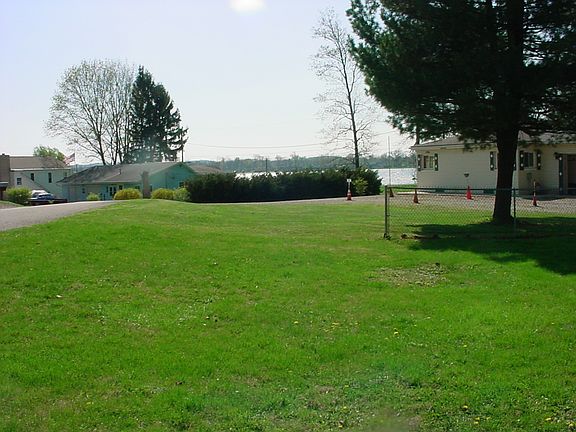 4th image of 280 Edgewater Beach Blvd