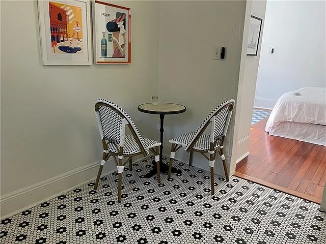 5127 Prytania St #5 — Photo 7