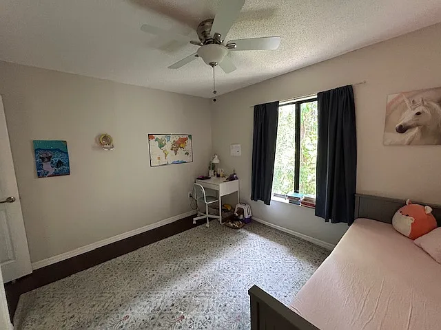 1398 Shady Pine Way #B — Photo 22
