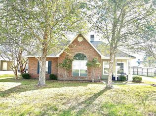 25928 Richmond South Ridge Ave, Denham Springs, LA 70726