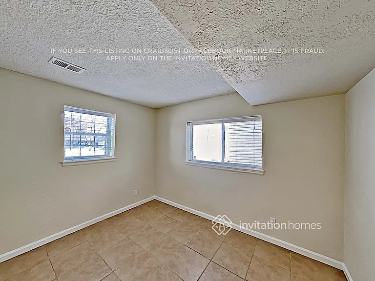 5840 S Perth Pl — Photo 17