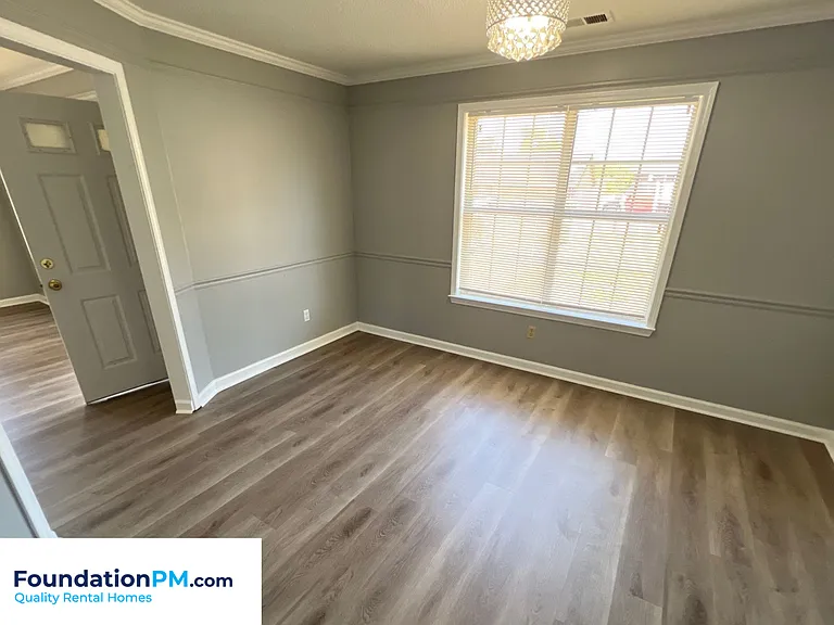 2485 Wellons Ave — Photo 5