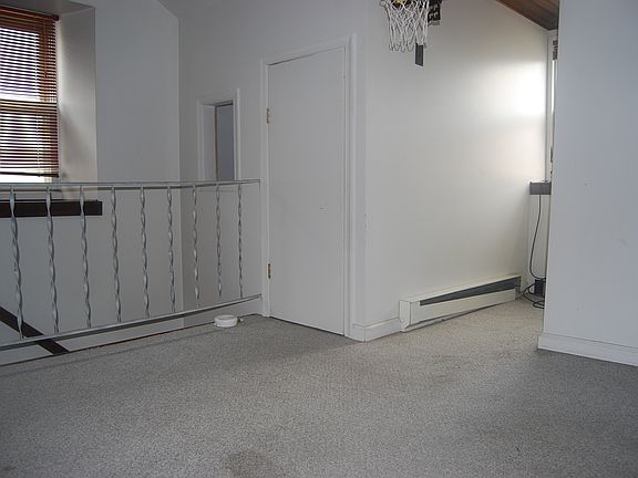 5th image of 23 Hall St