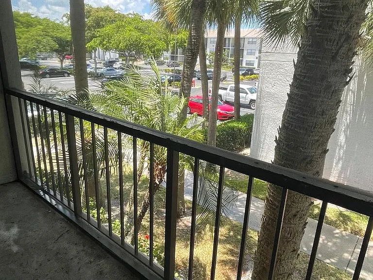 718 Executive Center Dr #211-7-211 — Photo 10