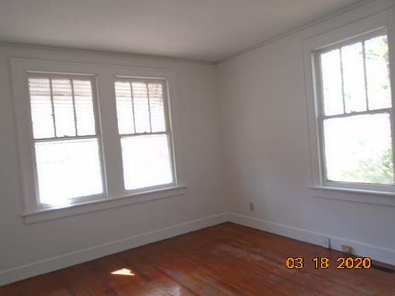 5th image of 3543 Admiral Dr