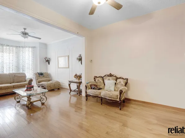 1478 Union Street image 2 of 14