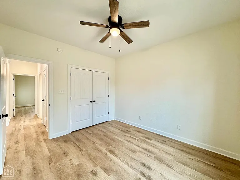 301 W Olympia St — Photo 13