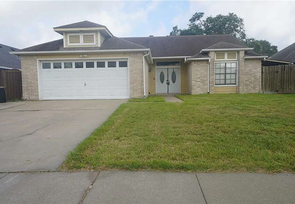 3537 S Washam Dr