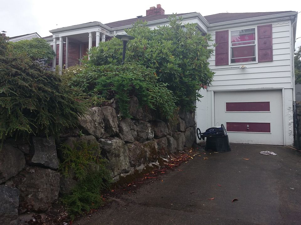 2nd image of 3931 SW Southern St