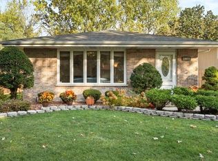 11621 S Laporte Ave, Alsip, IL 60803