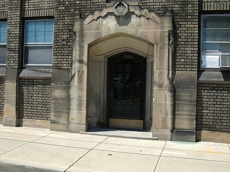 1384 Lakeland Ave #1 — Photo 7