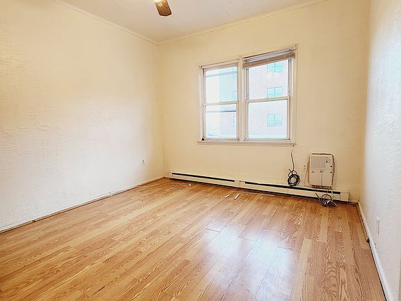 2nd image of 324 Avenue E #2R