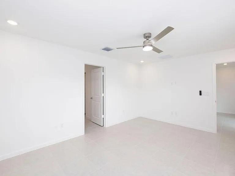11146 NW Fernbrook Dr — Photo 15