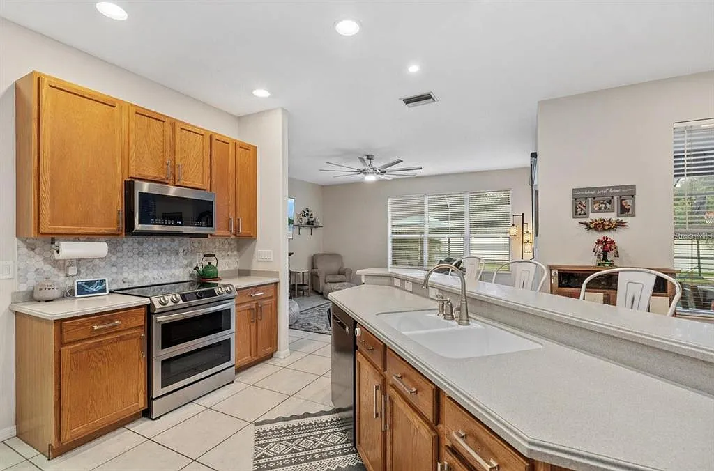 Building Photo - 1602 Pinyon Pine Dr
