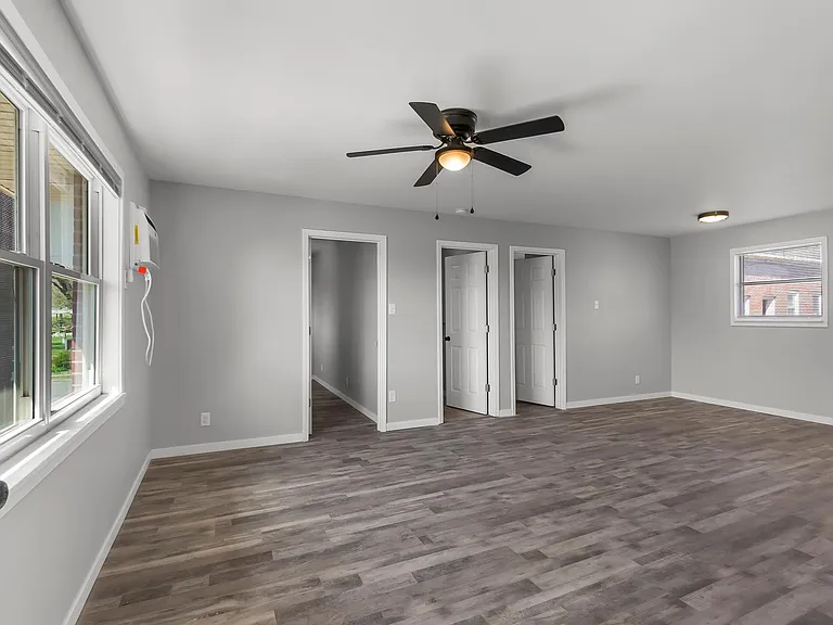 136 S Lorimier St #6 — Photo 5