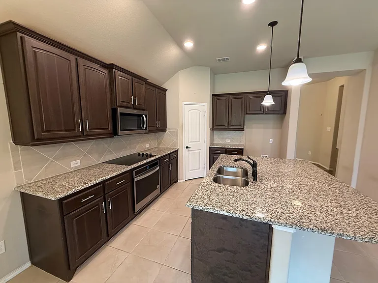 2517 Hadley St — Photo 11