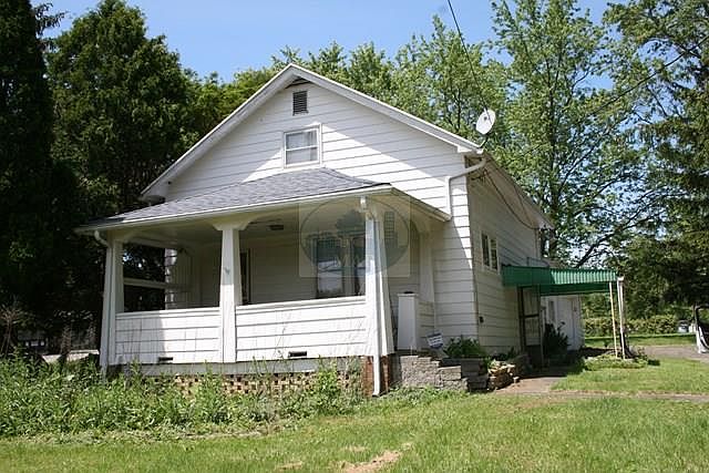 1st image of 708 W Longview Ave
