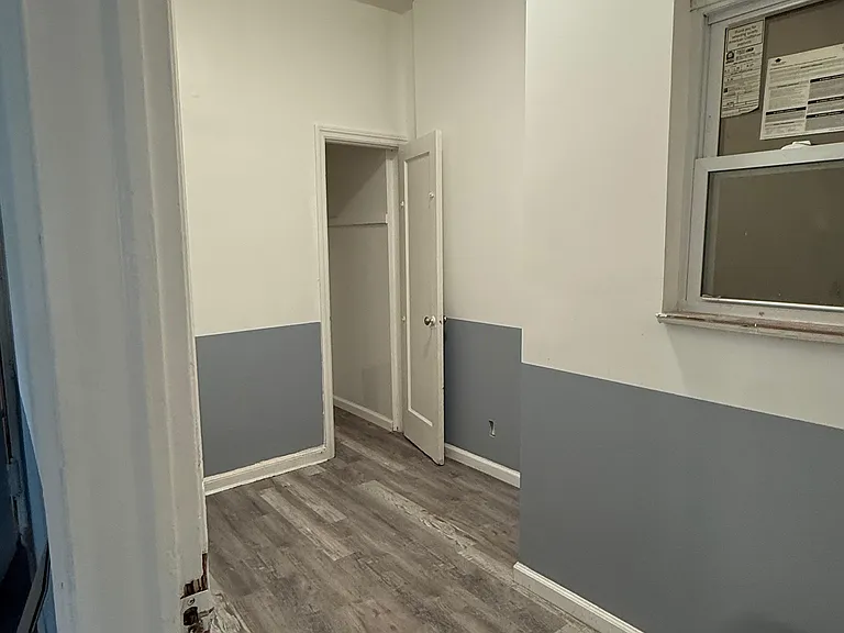138 Mount Vernon Ave — Photo 2