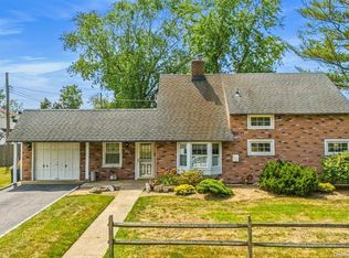 351 Duckpond Dr E, Wantagh, NY 11793