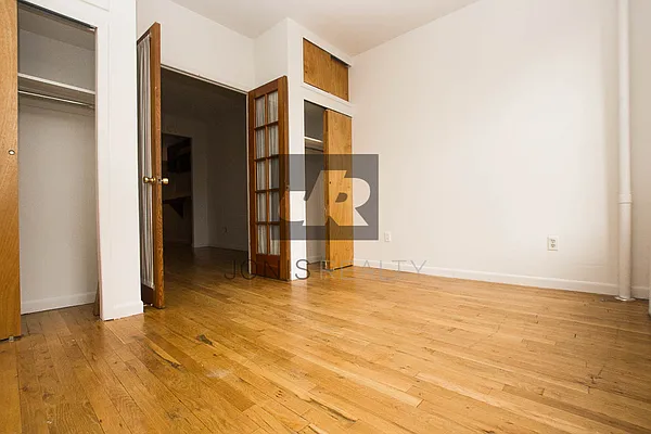 Rented by Jonis Realty | media 21