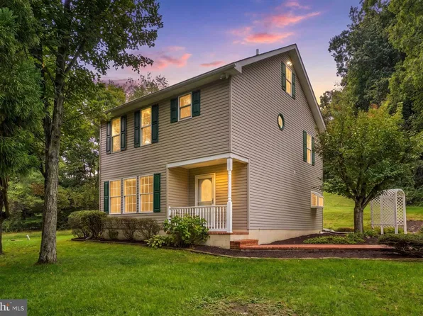 17389 Brose Rd, New Freedom, PA 17349