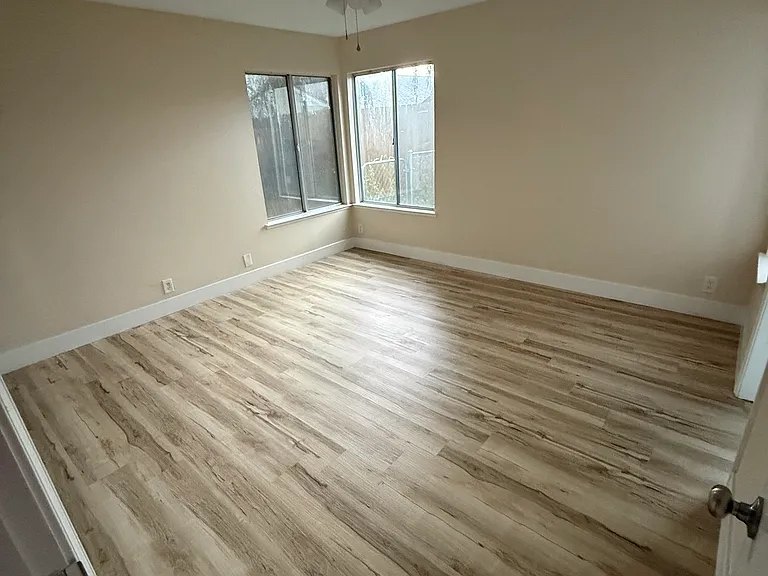 1720 Richard Ct — Photo 2