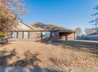 1278 N Heritage Ave, Fayetteville, AR 72704