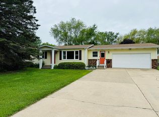 1430 Greenwich St, Manistee, MI 49660