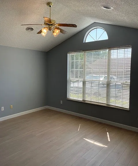 4611 Jay Way — Photo 2