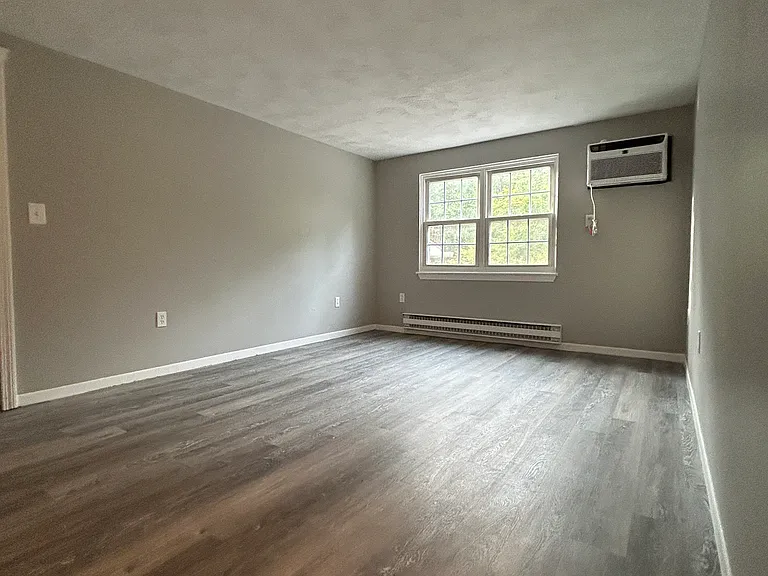 18 Nashua Rd #12 — Photo 4