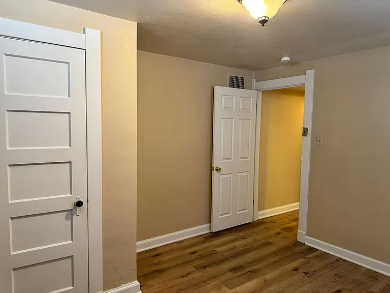 3321 Central Ave — Photo 20