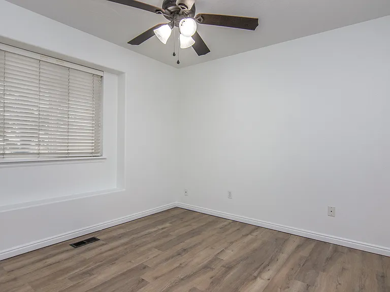6567 W Sunrise Oak Dr — Photo 9