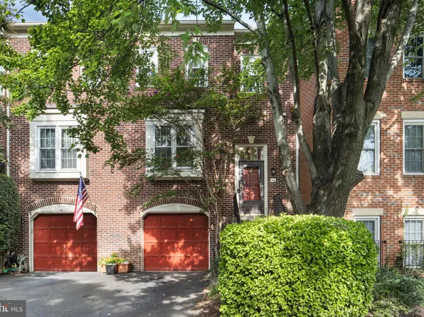 16 S Manchester St, Arlington, VA 22204