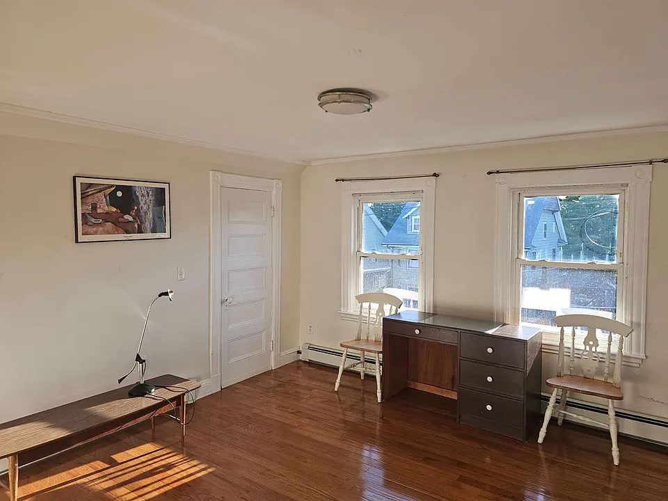 31 Glen St #2