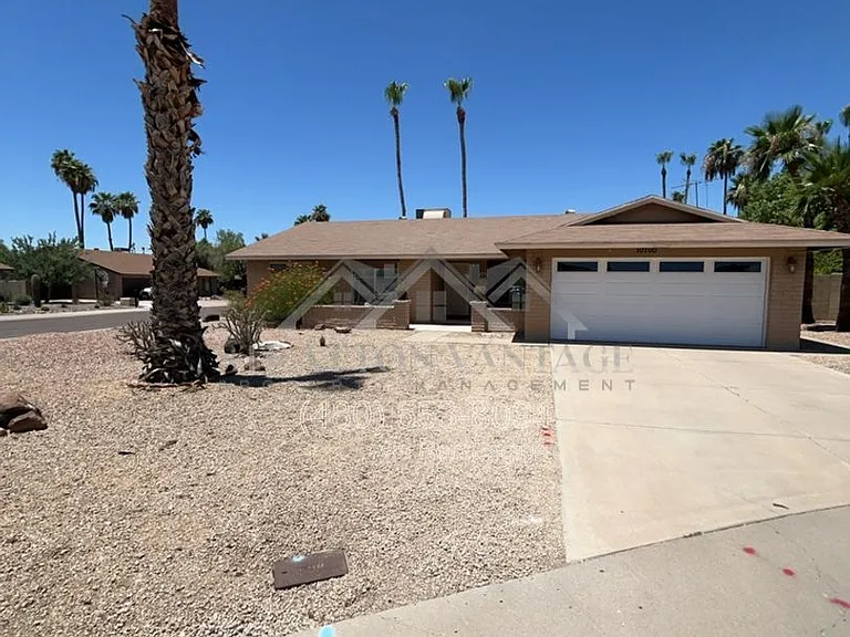 10700 E Hope Dr — Photo 1