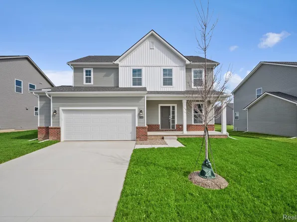 27147 Silo Dr, Saline, MI 48176