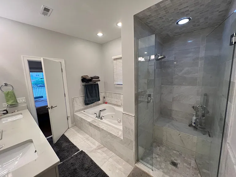 632 W Schubert Ave #2 — Photo 6