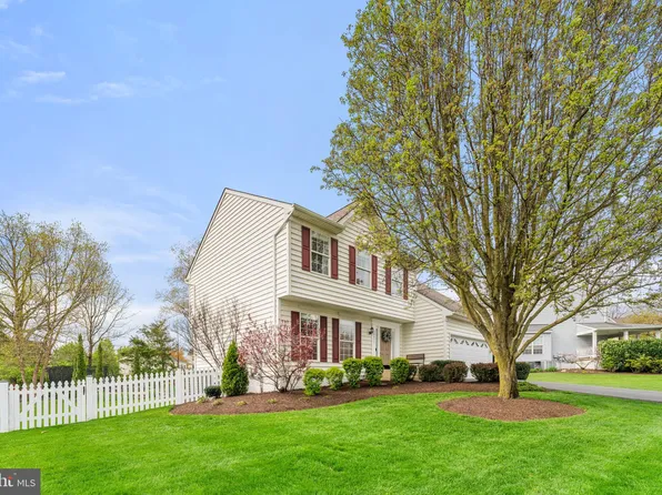 20471 Middlebury St, Ashburn, VA 20147